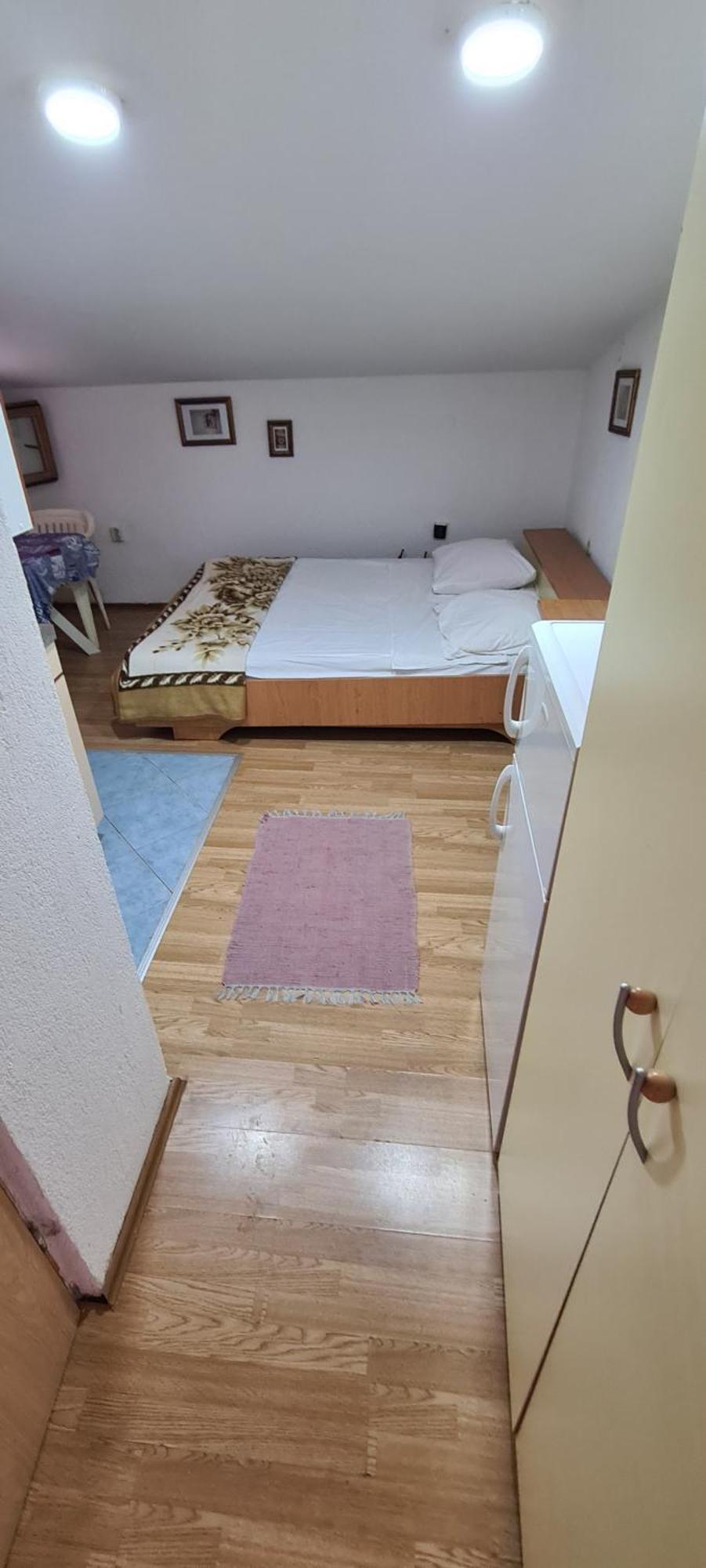 Apartments Hugo Malinska Quarto foto